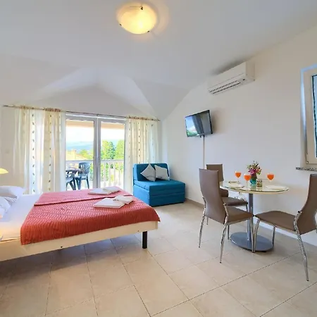 Mit Balkon Apartment *