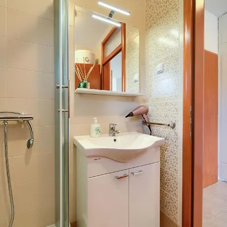 Mit Balkon Apartment *